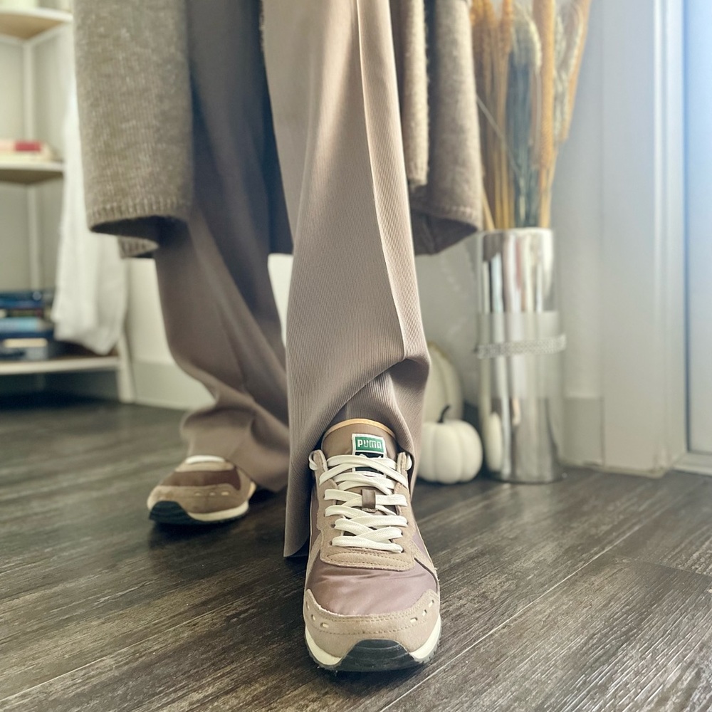 Puma Nude Brown Tan Sneakers 8.5